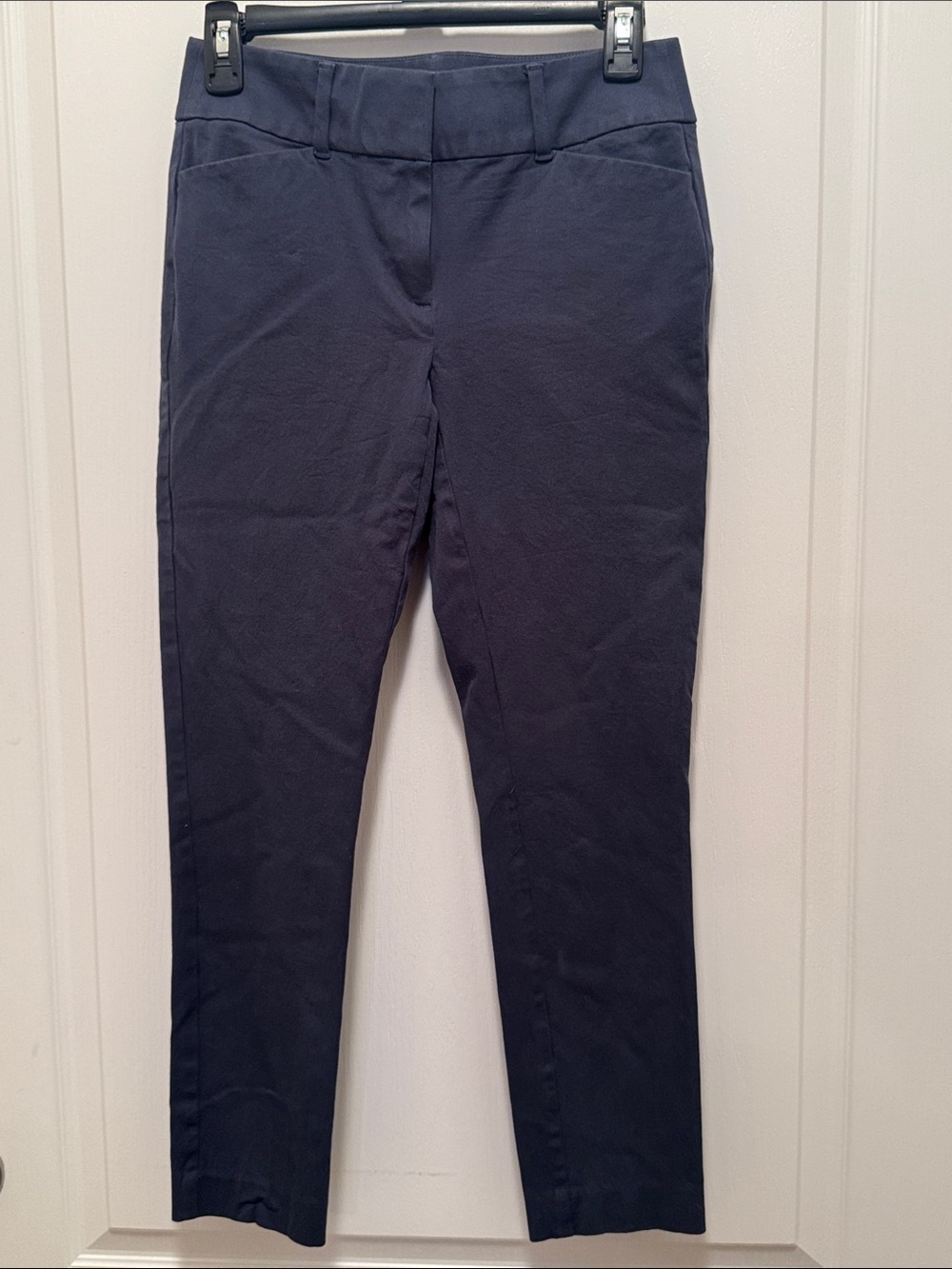 LOFT Navy Skinny Ankle Pants - Women’s Size 0